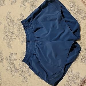 Lululemon Hotty Hot HR Short 4”